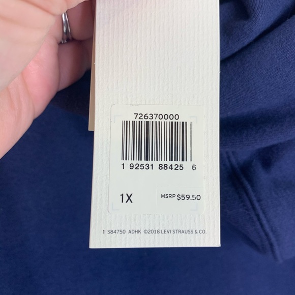 Levi’s Women’s Cropped Hoodie Red White Blue NWT - Picture 7 of 7